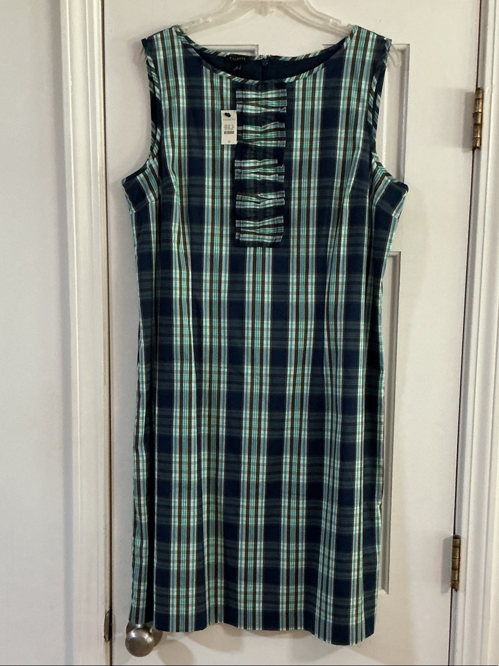 Talbots Navy and Teal Plaid Sleeveless Midi Dress with Pintuck Front
B12
